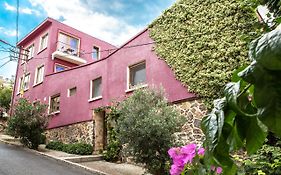 L'isola Guesthouse